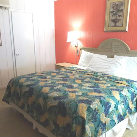 Island Beachcomber Hotel Altona エクステリア 写真