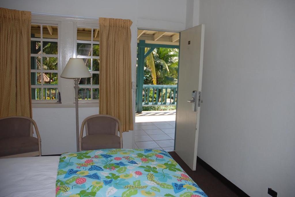 Island Beachcomber Hotel Altona エクステリア 写真