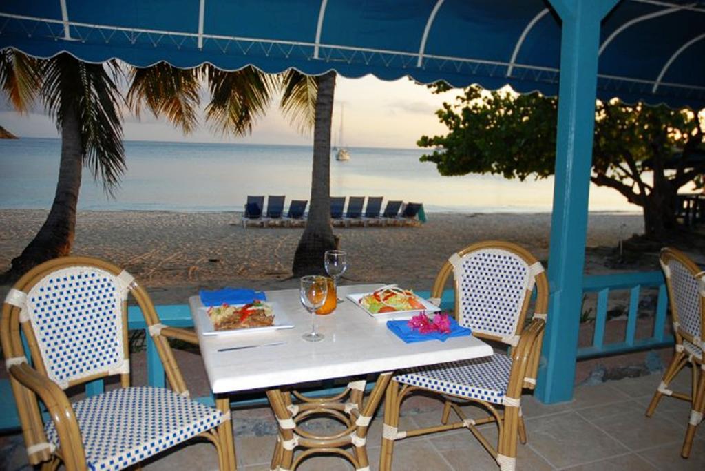 Island Beachcomber Hotel Altona レストラン 写真